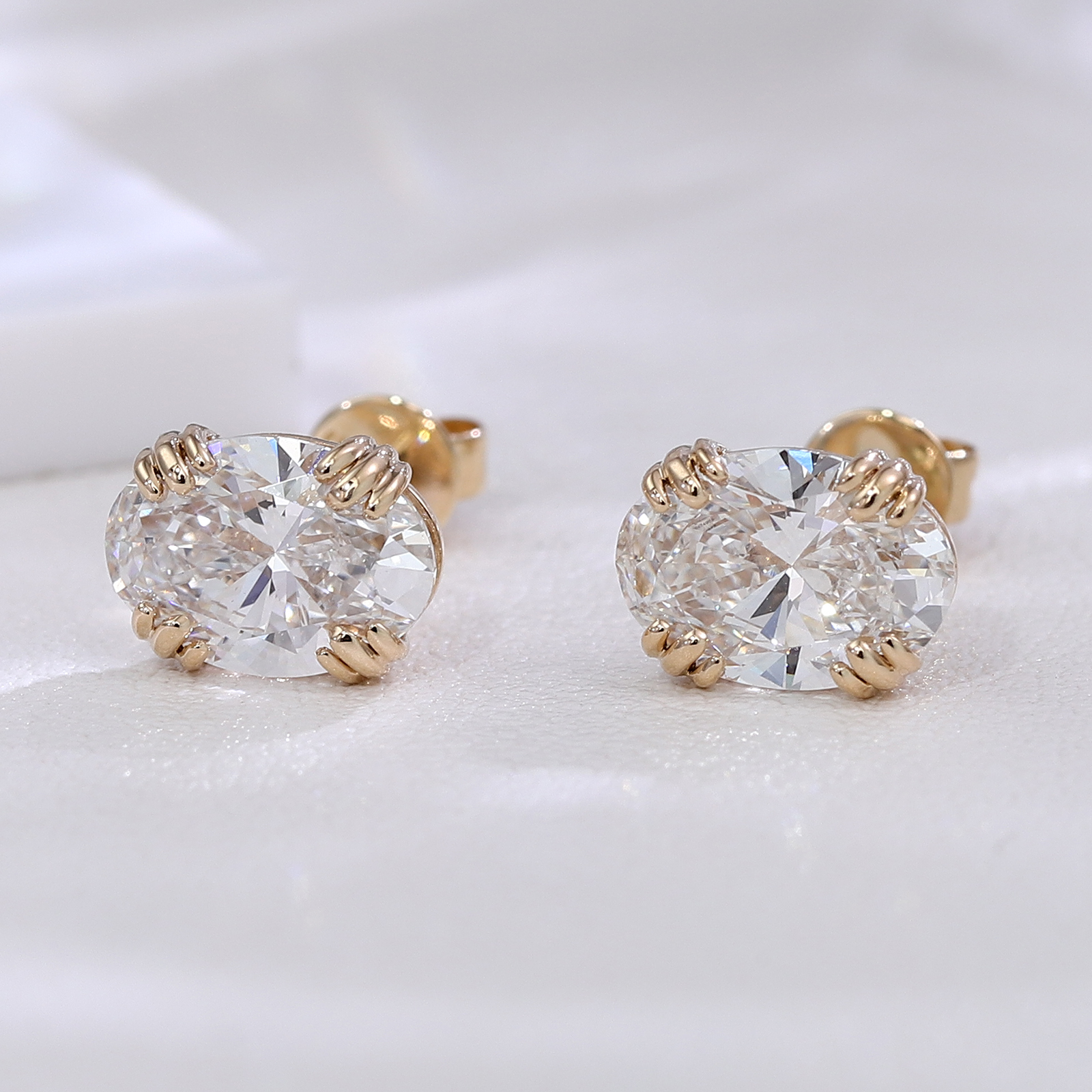 Provence Luxury Oval cut Earri - Diamond Stud Earrings ulasan dan harga